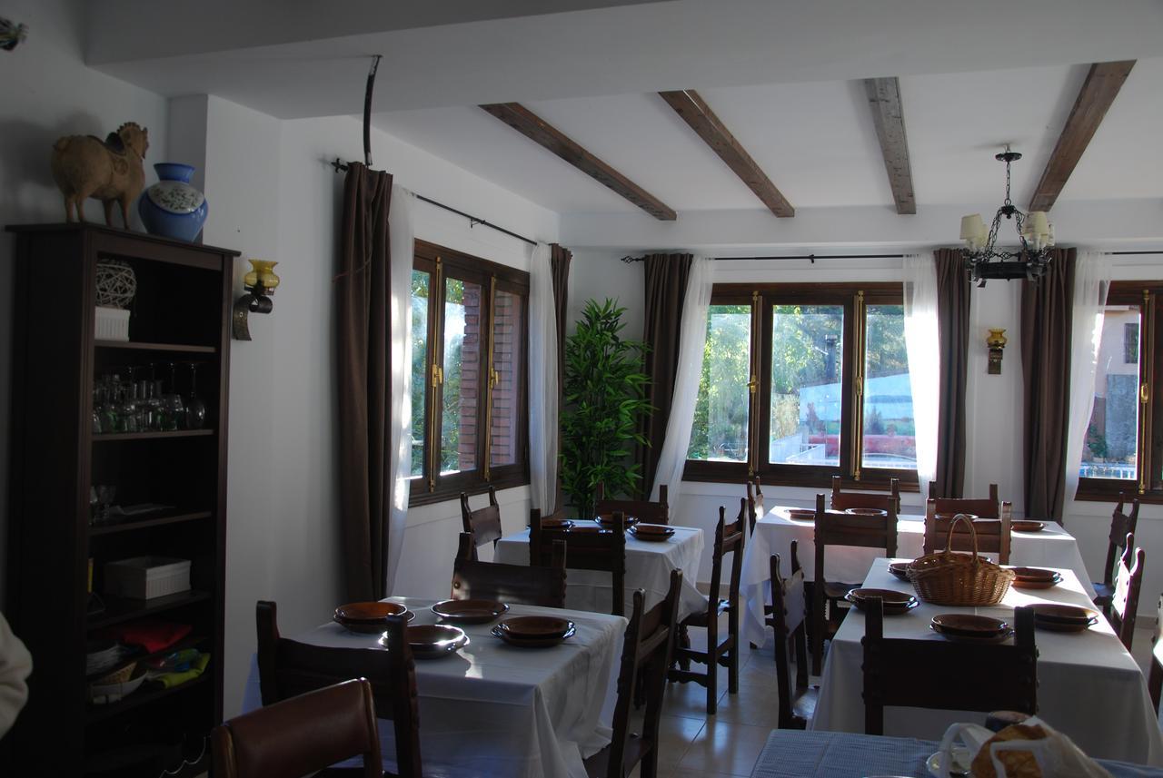 Hotel Rural Don Burguillo El Tiemblo Kültér fotó